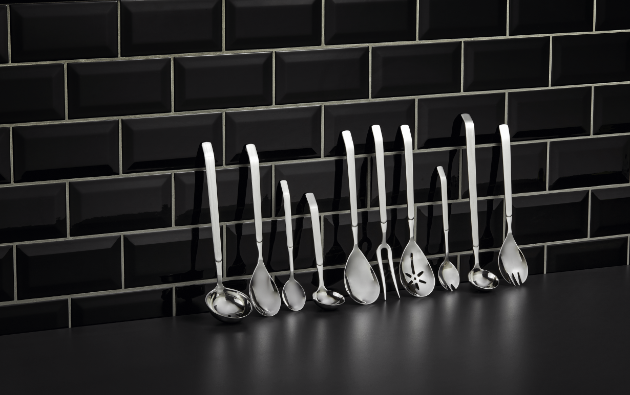 KITCHEN TOOL BUFFET